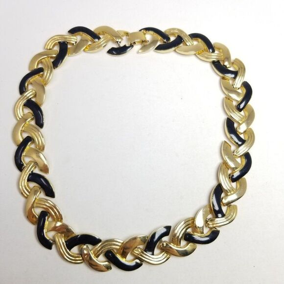 Vintage Gold Tone and Black Enamel Chunky Link Collar Necklace, 80s Style - Picture 7 of 8